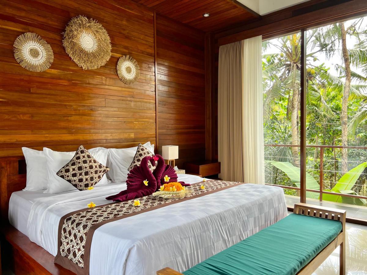 Nirankara Ubud Villa Экстерьер фото
