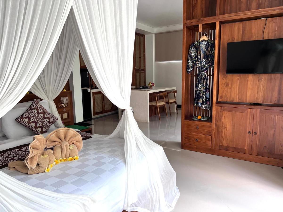 Nirankara Ubud Villa Экстерьер фото